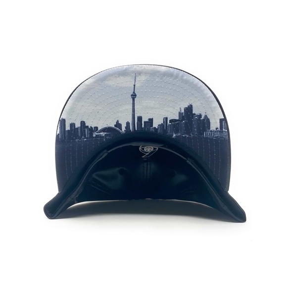 6 Visions - The Cap Guys TCG / Inspired Exclusives PU Black/White Snapback Cap - Picture 7 of 7